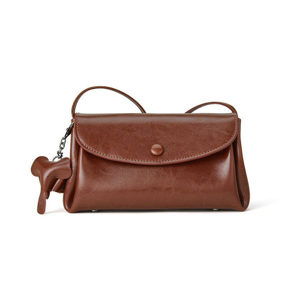 Fashionable Leather Small Bag – I Crafted This Chic Essential Just for You